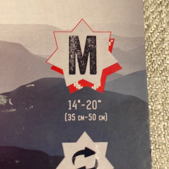 Avalanche Christmas Bandana Dog Collar Size M - Picture 9 of 11